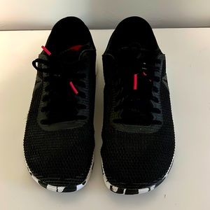 Reduced! Reebok Women’s Nano 8 Black and Pink Gently Used